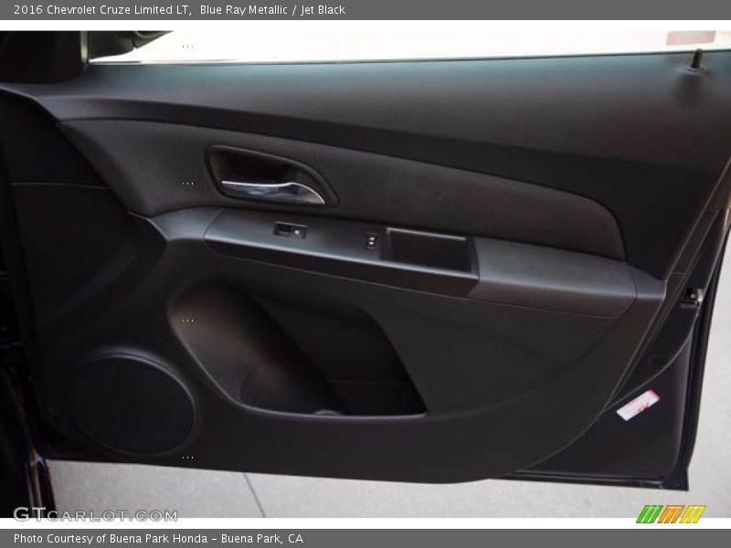Blue Ray Metallic / Jet Black 2016 Chevrolet Cruze Limited LT
