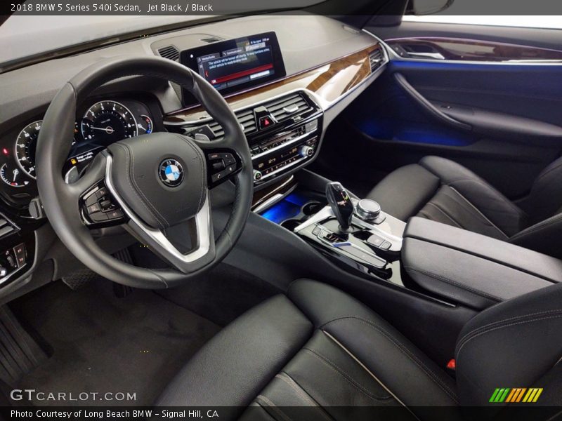 Jet Black / Black 2018 BMW 5 Series 540i Sedan