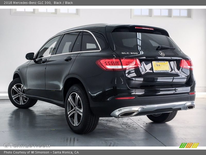 Black / Black 2018 Mercedes-Benz GLC 300