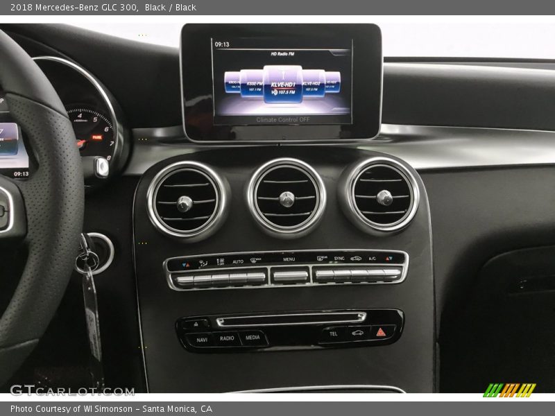 Black / Black 2018 Mercedes-Benz GLC 300