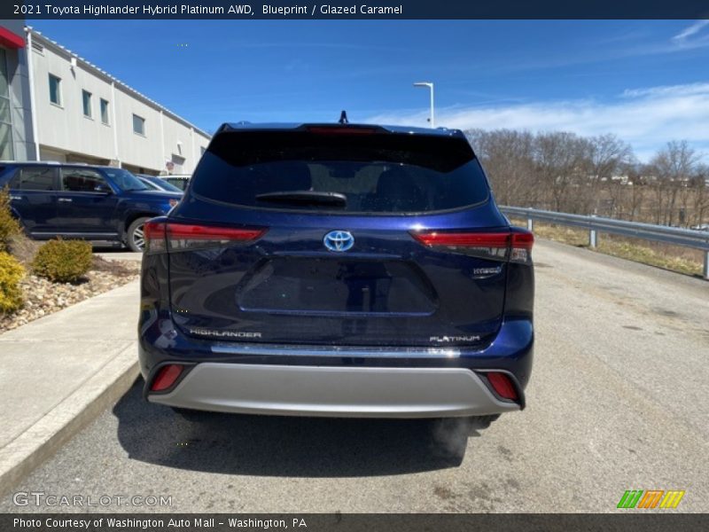 Blueprint / Glazed Caramel 2021 Toyota Highlander Hybrid Platinum AWD