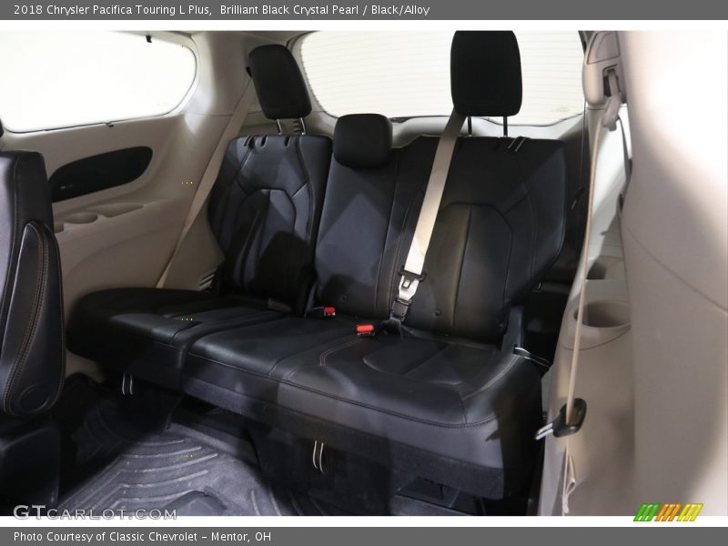 Brilliant Black Crystal Pearl / Black/Alloy 2018 Chrysler Pacifica Touring L Plus