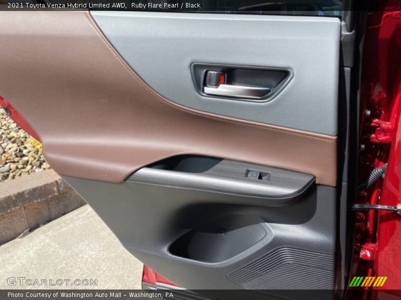 Ruby Flare Pearl / Black 2021 Toyota Venza Hybrid Limited AWD