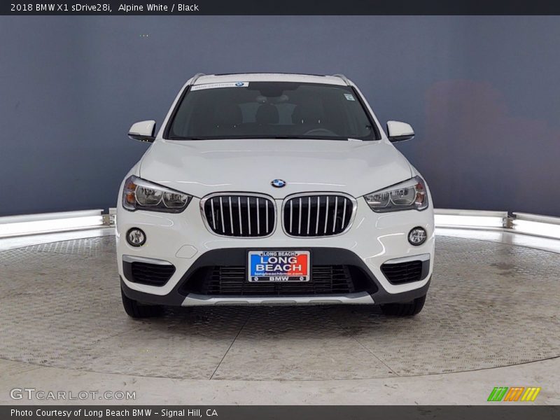 Alpine White / Black 2018 BMW X1 sDrive28i