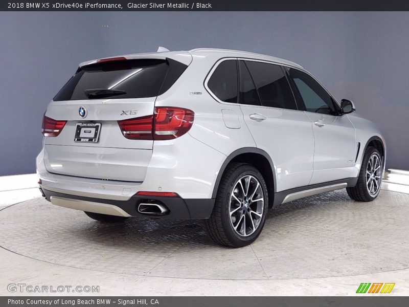 Glacier Silver Metallic / Black 2018 BMW X5 xDrive40e iPerfomance