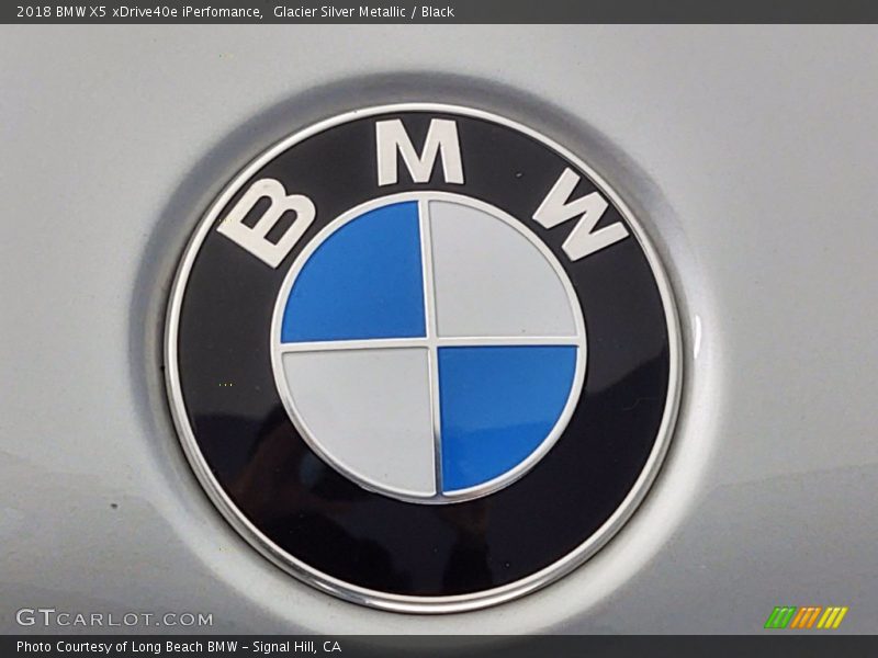 Glacier Silver Metallic / Black 2018 BMW X5 xDrive40e iPerfomance
