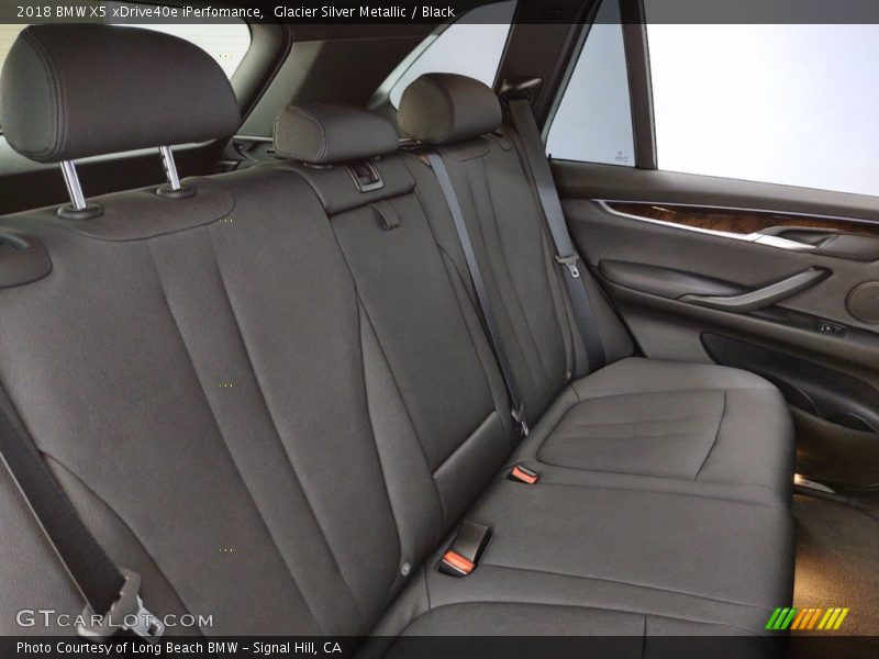 Glacier Silver Metallic / Black 2018 BMW X5 xDrive40e iPerfomance