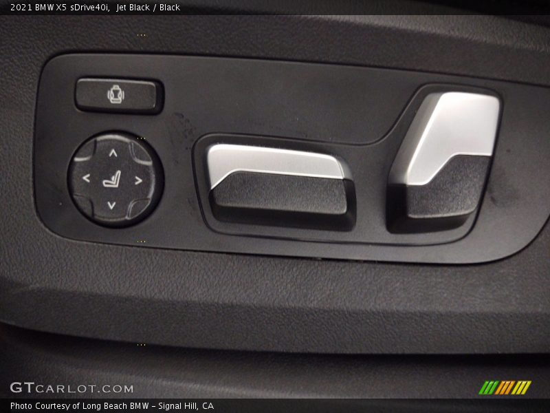 Jet Black / Black 2021 BMW X5 sDrive40i