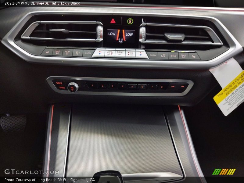 Jet Black / Black 2021 BMW X5 sDrive40i