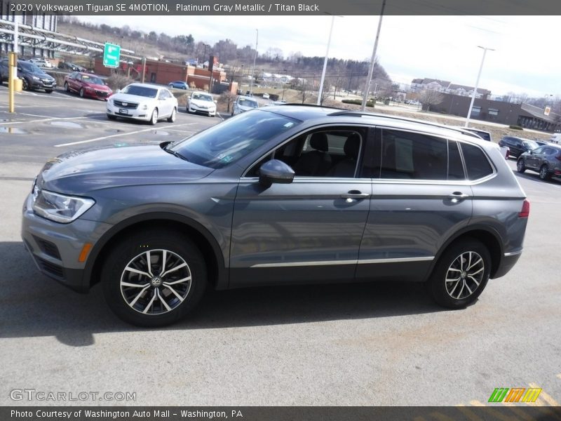 Platinum Gray Metallic / Titan Black 2020 Volkswagen Tiguan SE 4MOTION