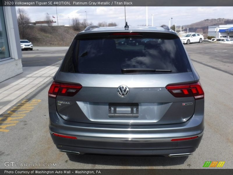 Platinum Gray Metallic / Titan Black 2020 Volkswagen Tiguan SE 4MOTION