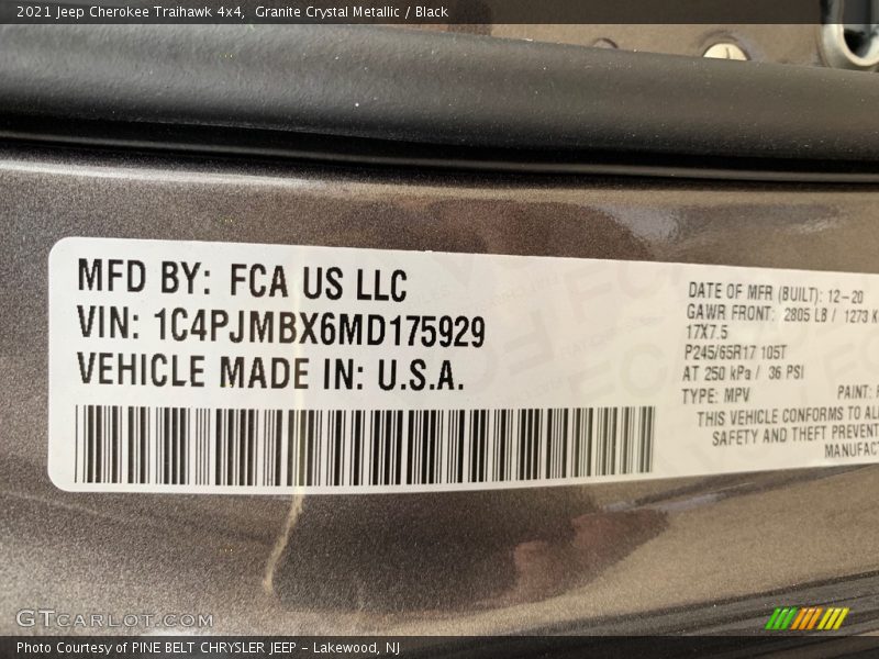 Granite Crystal Metallic / Black 2021 Jeep Cherokee Traihawk 4x4