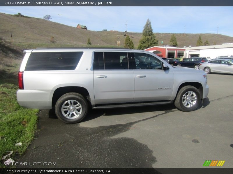 Silver Ice Metallic / Jet Black 2019 Chevrolet Suburban LT 4WD