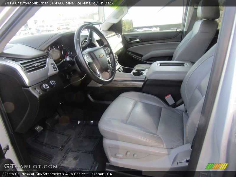 Silver Ice Metallic / Jet Black 2019 Chevrolet Suburban LT 4WD