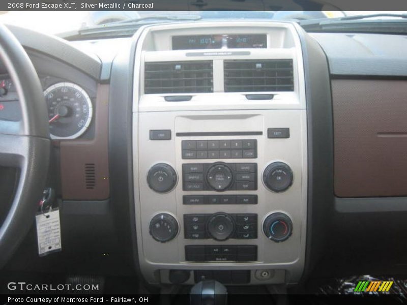 Silver Metallic / Charcoal 2008 Ford Escape XLT
