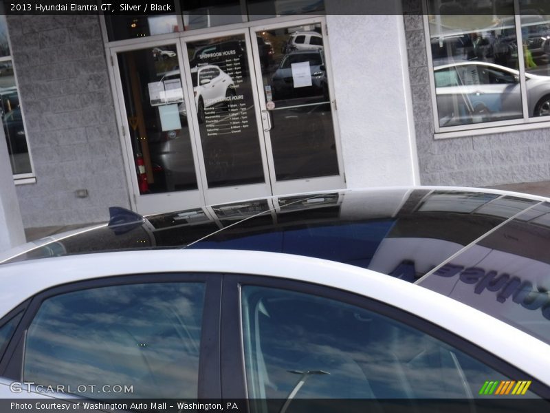 Silver / Black 2013 Hyundai Elantra GT