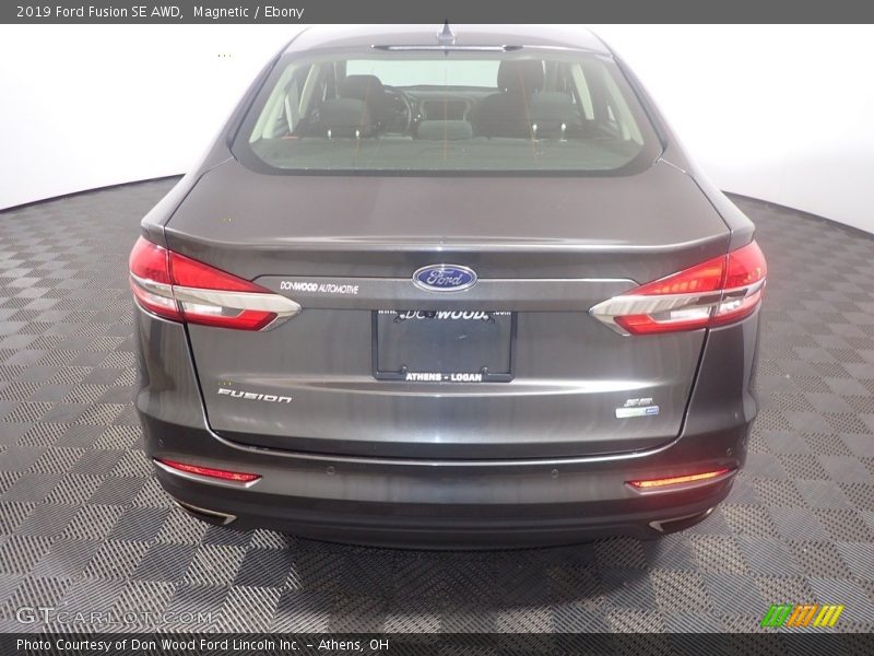 Magnetic / Ebony 2019 Ford Fusion SE AWD