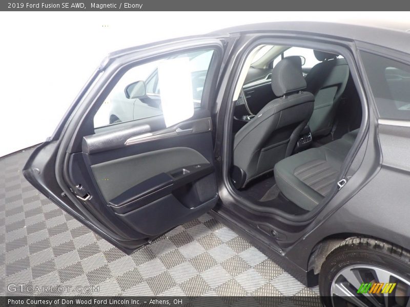 Magnetic / Ebony 2019 Ford Fusion SE AWD