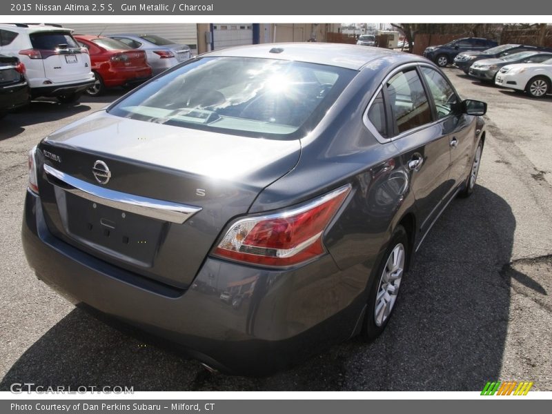 Gun Metallic / Charcoal 2015 Nissan Altima 2.5 S