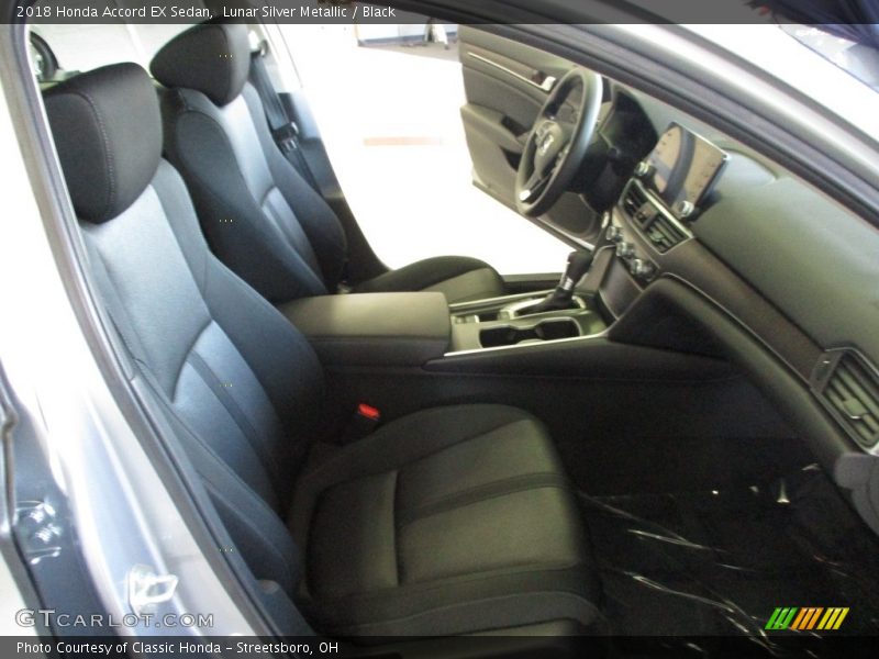 Lunar Silver Metallic / Black 2018 Honda Accord EX Sedan
