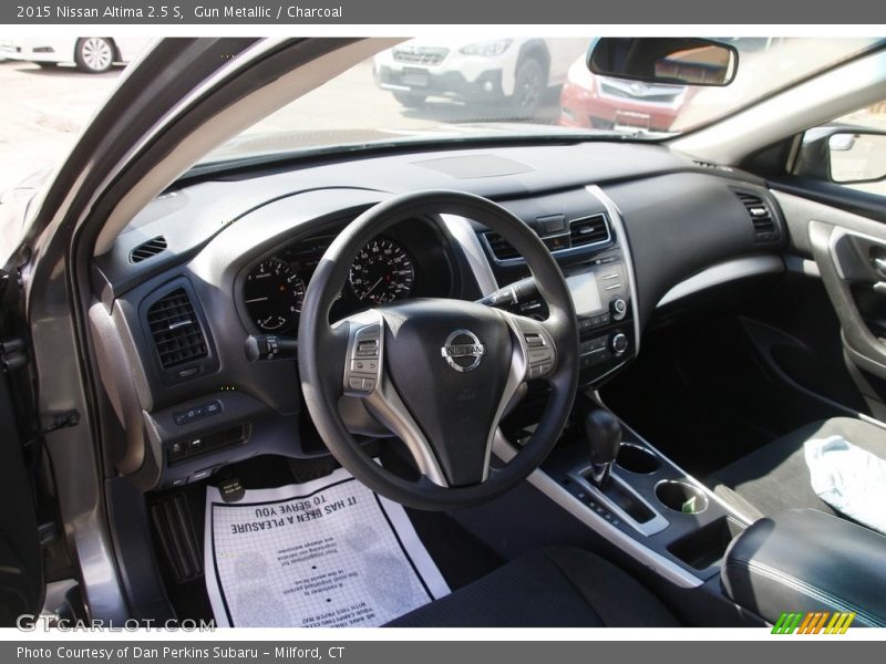 Gun Metallic / Charcoal 2015 Nissan Altima 2.5 S