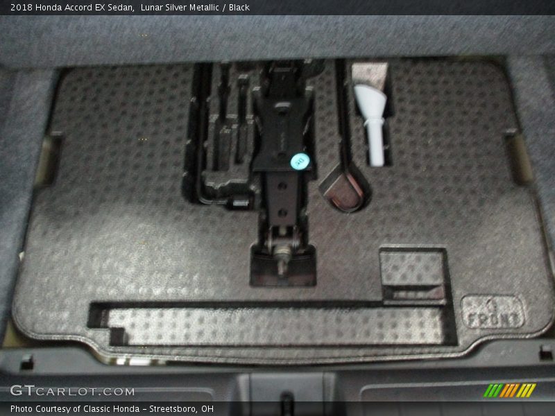Lunar Silver Metallic / Black 2018 Honda Accord EX Sedan