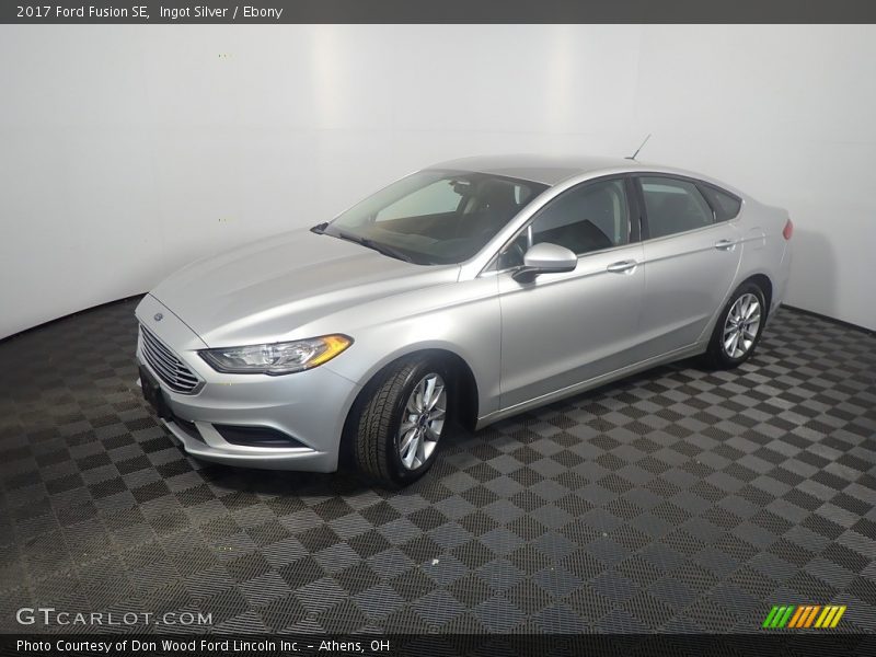 Ingot Silver / Ebony 2017 Ford Fusion SE