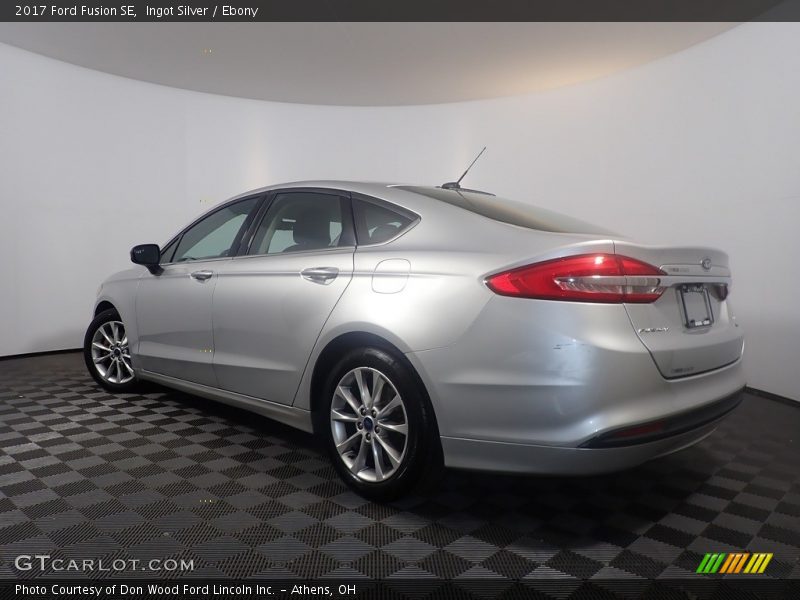Ingot Silver / Ebony 2017 Ford Fusion SE