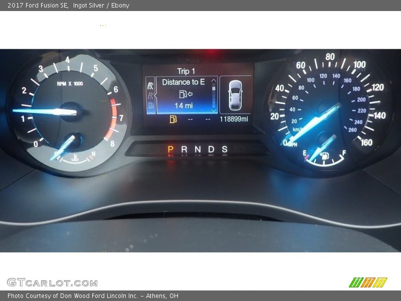 Ingot Silver / Ebony 2017 Ford Fusion SE