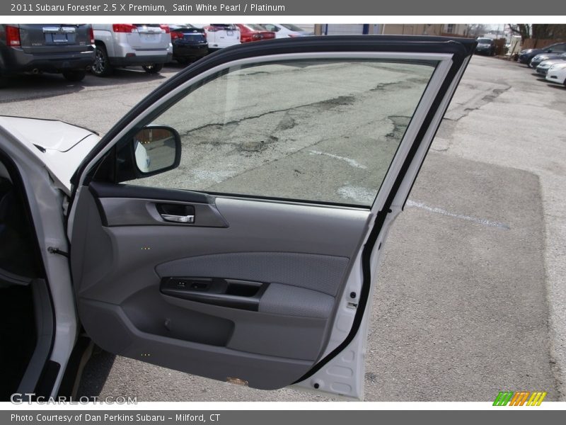 Satin White Pearl / Platinum 2011 Subaru Forester 2.5 X Premium
