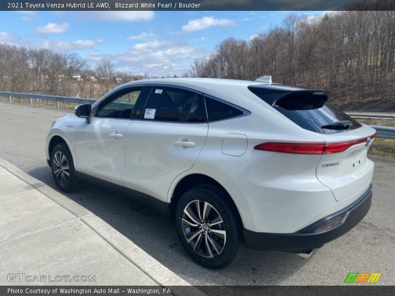 Blizzard White Pearl / Boulder 2021 Toyota Venza Hybrid LE AWD