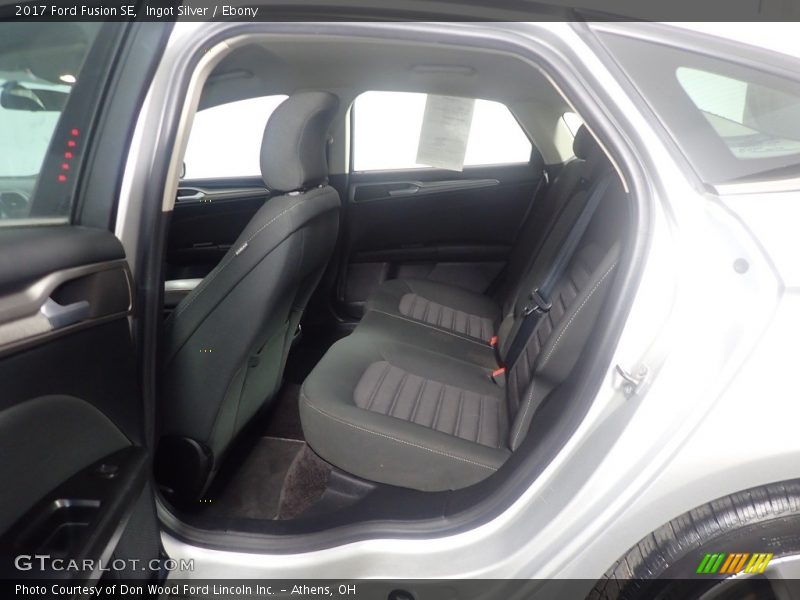 Ingot Silver / Ebony 2017 Ford Fusion SE