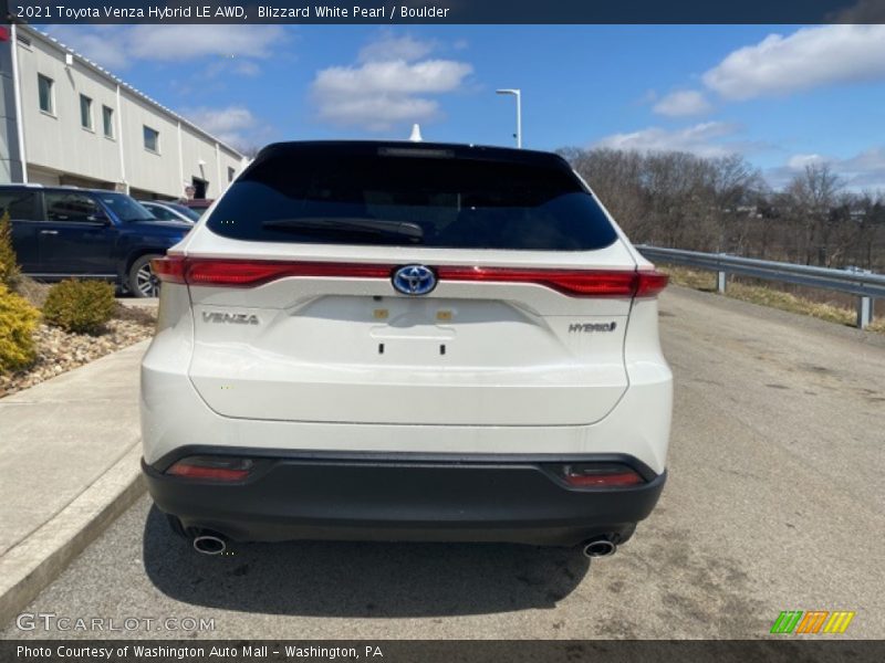Blizzard White Pearl / Boulder 2021 Toyota Venza Hybrid LE AWD