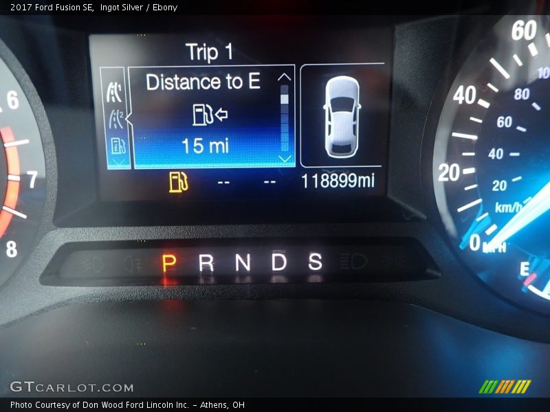 Ingot Silver / Ebony 2017 Ford Fusion SE