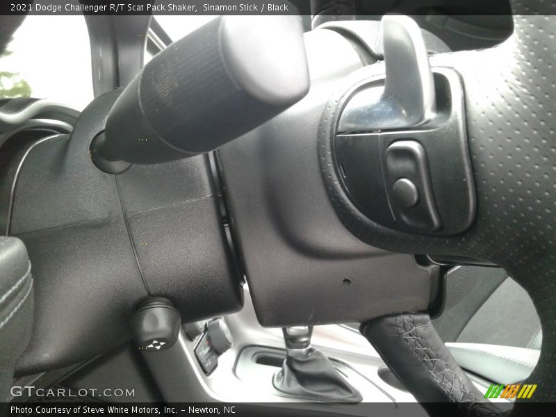 Sinamon Stick / Black 2021 Dodge Challenger R/T Scat Pack Shaker