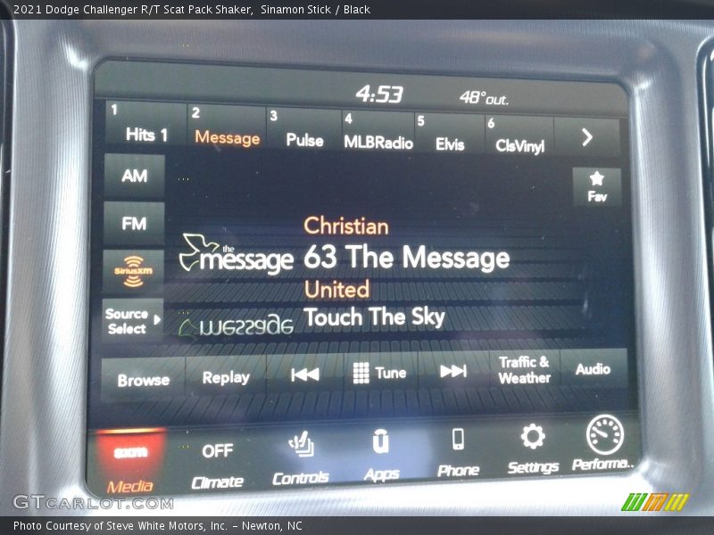 Sinamon Stick / Black 2021 Dodge Challenger R/T Scat Pack Shaker