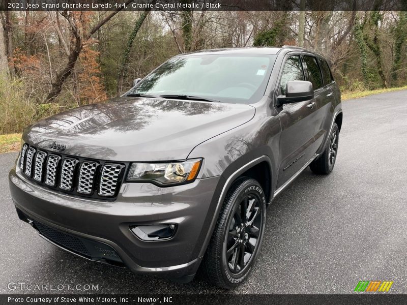 Granite Crystal Metallic / Black 2021 Jeep Grand Cherokee Laredo 4x4