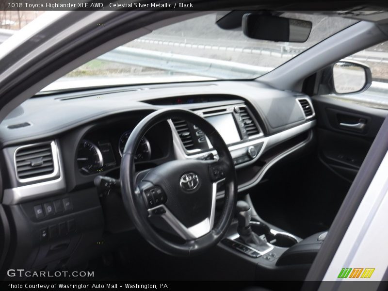 Celestial Silver Metallic / Black 2018 Toyota Highlander XLE AWD