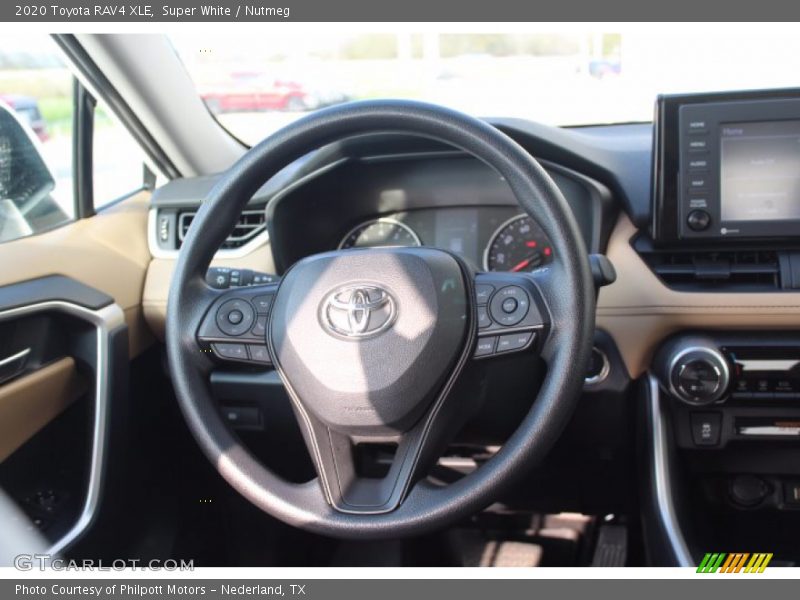 Super White / Nutmeg 2020 Toyota RAV4 XLE