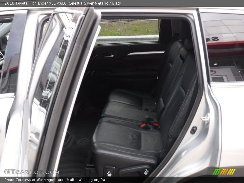 Celestial Silver Metallic / Black 2018 Toyota Highlander XLE AWD