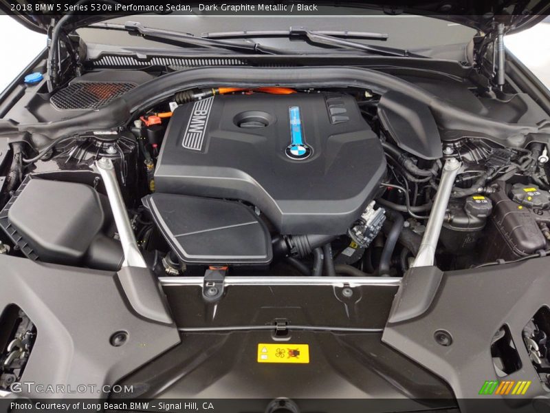 Dark Graphite Metallic / Black 2018 BMW 5 Series 530e iPerfomance Sedan