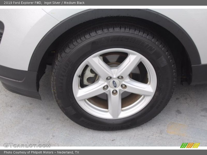 Ingot Silver / Medium Black 2019 Ford Explorer FWD