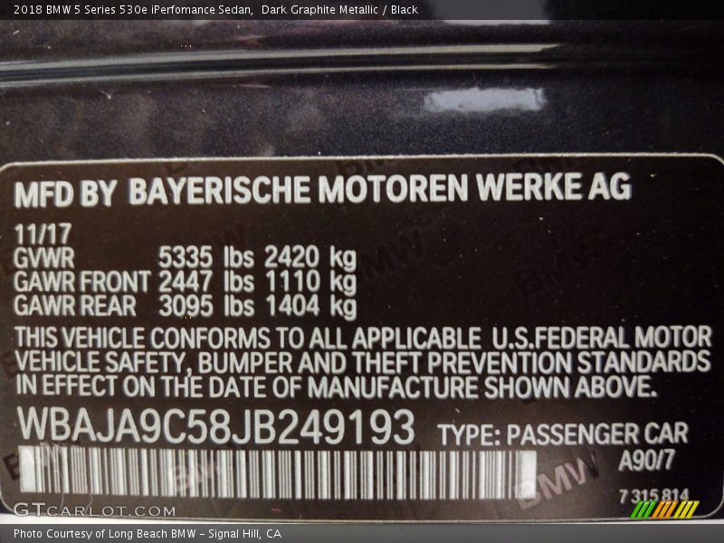 Dark Graphite Metallic / Black 2018 BMW 5 Series 530e iPerfomance Sedan