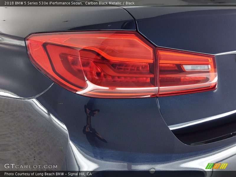 Carbon Black Metallic / Black 2018 BMW 5 Series 530e iPerfomance Sedan