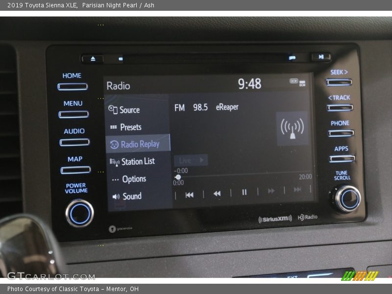 Parisian Night Pearl / Ash 2019 Toyota Sienna XLE