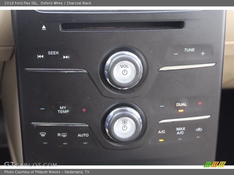Oxford White / Charcoal Black 2019 Ford Flex SEL