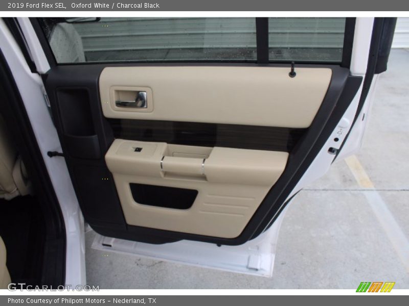 Oxford White / Charcoal Black 2019 Ford Flex SEL