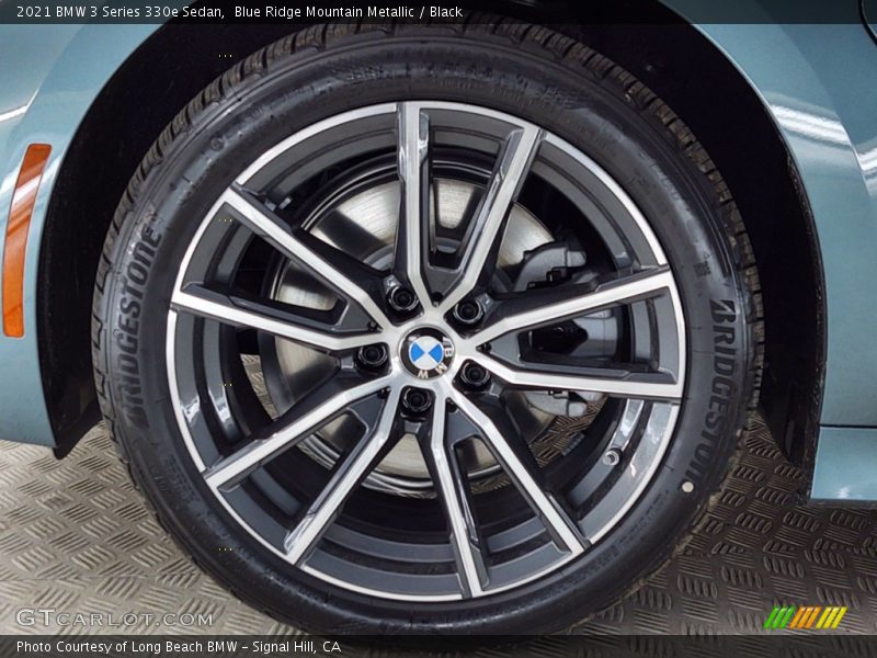  2021 3 Series 330e Sedan Wheel