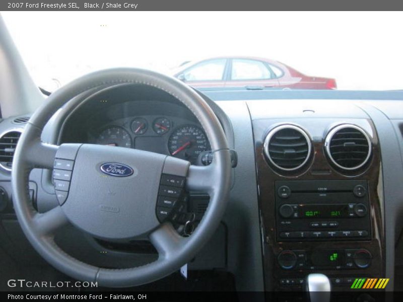 Black / Shale Grey 2007 Ford Freestyle SEL