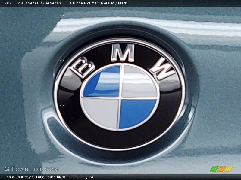 Blue Ridge Mountain Metallic / Black 2021 BMW 3 Series 330e Sedan